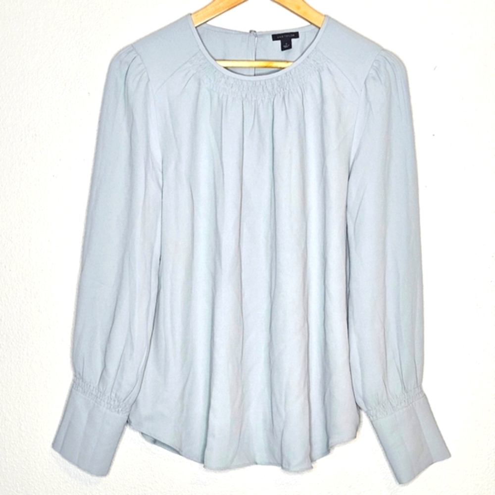 Ann Taylor Dressy Polyester Light Blue Long Sleeve Blouse Size Medium